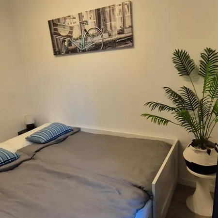 Hibiscus Apartment *